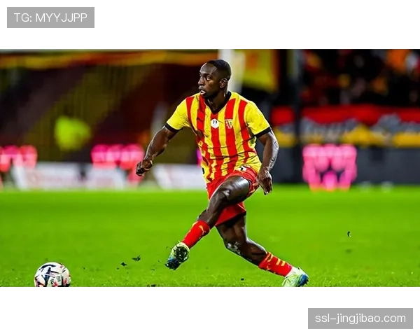 法甲三强鼎立格局成型 朗斯时隔21年再登顶 联赛竞争悬念陡增